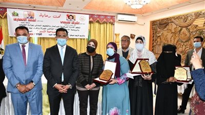 نائب محافظ الفيوم يشهد الاحتفال باليوم العالمي للمرأة: يمثلن عددًا كبيرًا بمجلسي النواب والشيوخ 