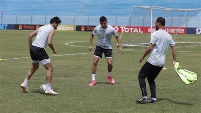تقسيمة قوية في تدريبات الأهلي استعدادًا لمباراة المريخ