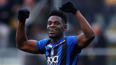 رد مفاجئ من زاباتا حول احتمالية انتقاله إلى الدوري الإنجليزي