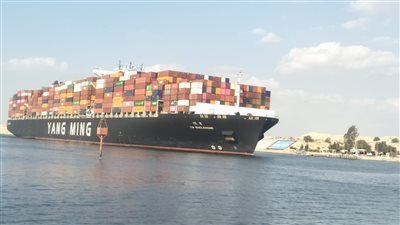 158 إجمالي السفن منتظرة العبور بقناة السويس بعد استئناف الملاحة