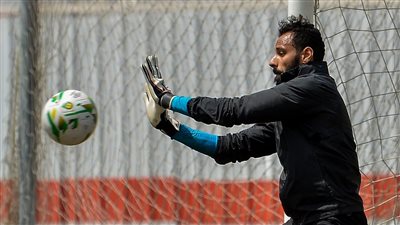 أيمن طاهر: طالبت البدري بعدم ضم حراس الزمالك