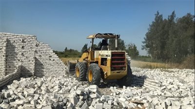 إزالة 10 حالات تعدي على الأراضي الزراعية بالبحيرة