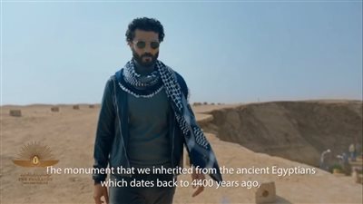 خالد النبوي يقدم الفيلم التسجيلي 