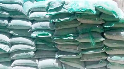 ضبط نصف طن دقيق مدعم قبل بيعه بالسوق السوداء في سوهاج