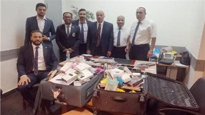 جمارك مطار القاهرة تضبط محاولة تهريب عدد من الأقراص المخدرة