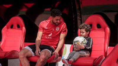 نجل ياسر إبراهيم يظهر في تدريبات الأهلي استعدادًا لمواجهة سيمبا التنزاني