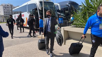 بيراميدز يصل ملعب محمد الخامس لخوض مباراة الرجاء في الكونفدرالية