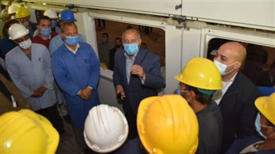 وزير النقل يتابع أعمال تجديد 925 عربة قطار بورش كوم أبوراضي ضمن خطة تطوير2021 (صور)