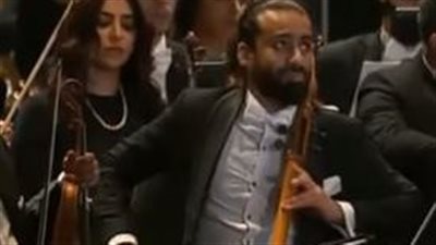 أحمد منيب عازف 