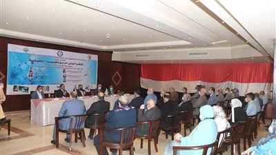 بمشاركة 150 عالمًا وباحثًا.. جامعة سوهاج تفتتح فعاليات مؤتمر الكيمياء التطبيقية الرابع بالغردقة