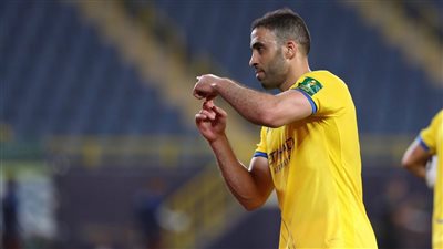 النصر السعودي يخصم 40% من راتب عبدالرزاق حمد الله بسبب التهاون في ركلة الجزاء 
