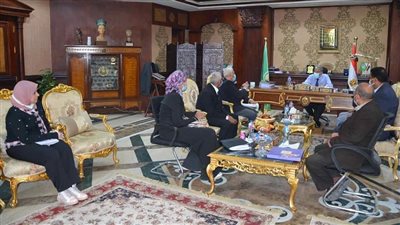 محافظ المنيا يوجه بسرعة تنفيذ قرارات لجنة المنشآت الآيلة للسقوط