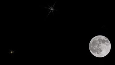 ظاهرة فريدة.. اقتران ثلاثي للقمر والمشترى وعطارد في سماء مصر اليوم