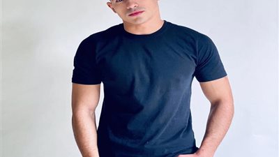 يوسف عمر يهاجم مصمم معارك إعلان محمد رمضان: 