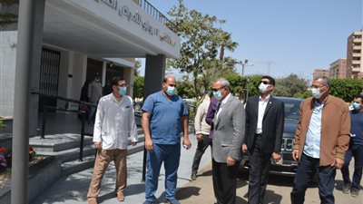 محافظ القليوبية يتفقد مستشفى الخانكة وصدر 23 يوليو لعزل مصابي كورونا (صور) 