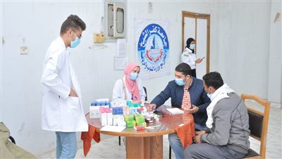 جامعة كفرالشيخ تنظم قافلة طبية تضم 8 تخصصات لعلاج المرضى ضمن 