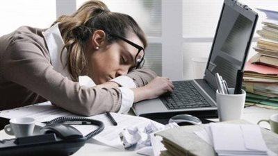ما هي أسباب الشعور بالإرهاق المستمر؟.. وطريقة علاجه