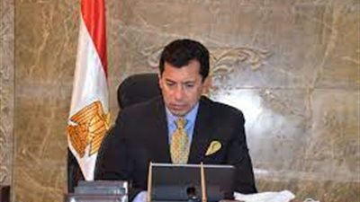 وزير الرياضة يتابع الإجراءات الصحية والتنظيمية لبطولة العالم للسلاح