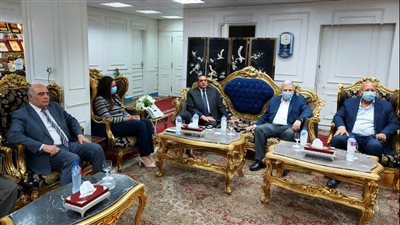 محافظ البحيرة يستقبل رئيس الشركة القابضة لمياه الشرب والصرف الصحي