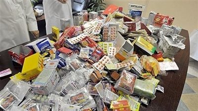 ضبط أدوية ومستحضرات تجميل مهربة بسوهاج