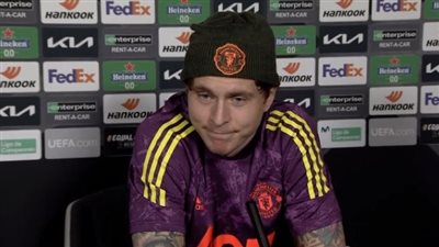 ليندلوف يتحدث عن شراكته لماجواير بخط الدفاع ومنافسة دي خيا ودين هندرسون