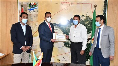 لجهودهم في مواجهة 