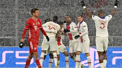 الشوط الأول.. باريس سان جيرمان يتقدم على بايرن ميونخ بثنائية