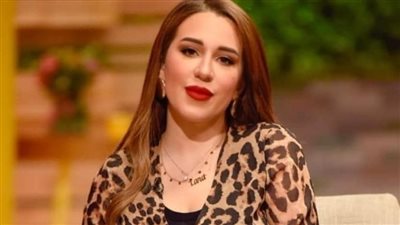 أسما شريف منير عن دلال عبد العزيز: اتعلمت منها معنى الصداقة