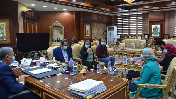 محافظ المنيا