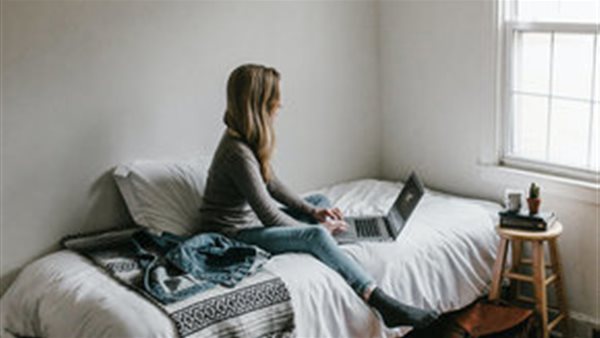 الفتيات في العشرينات