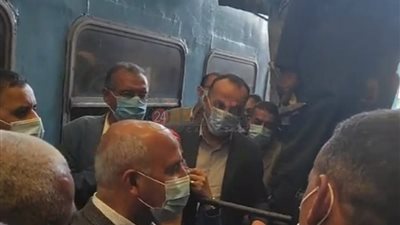 كامل الوزير ردًا على مقترح موظف للاستفادة من الإعلانات: 