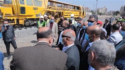 وزير النقل: تركيب كاميرات مراقبة داخل أحواش محطة قطارات الزقازيق 