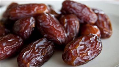 تعرف على فوائد الإفطار بالتمر خلال شهر رمضان المبارك
