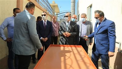 محافظ كفر الشيخ يوجه بتصنيع ماكينة الإنترلوك بورشة الصيانة