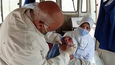 فحص وعلاج 1791 حالة خلال قافلة طبية بقرية الشيخ مسعود بالمنيا