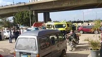 إصابة 8 أشخاص بحادث انقلاب سيارة أجرة بطريق مصر الإسكندرية الزراعي