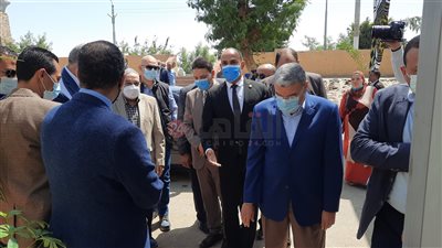 وزيرا الإنتاج الحربي والزراعة يفتتحان مجمع ألبان أبوقرقاص بالمنيا