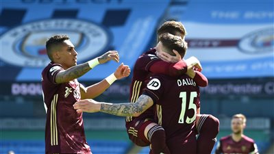 مانشستر سيتي يتلقى خسارة قاتلة أمام ليدز يونايتد في الدوري الإنجليزي