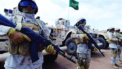 لماذا أعدمت السعودية 3 جنود من قواتها المسلحة؟