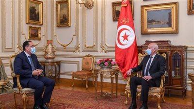 الرئيس التونسي يستقبل مدبولي بمقر إقامته في القاهرة