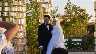 المنشد مصطفى عاطف يحتفل بزفافه بحضور الجفري والأزهري وحمادة هلال