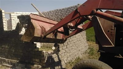 إزالة 5 حالات تعدًّ على الأراضي الزراعية بمركز سنورس في الفيوم