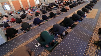 فضل صلاة التراويح وكيفيتها وطريقة أدائها في المنزل 