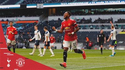 مانشستر يونايتد يقلب الطاولة ويفوز على توتنهام بالدوري الإنجليزي