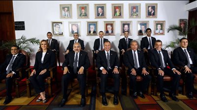 مجلس الأهلي الجديد يحسم طرح أسهم شركة كرة القدم في البورصة