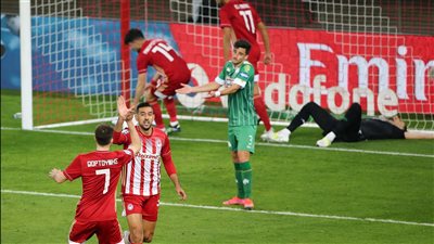 فوز كوكا برباعية وخسارة عمرو وردة في الدوري اليوناني