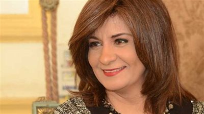 وزيرة الهجرة: 