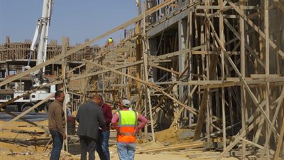 رئيسا جهازي العبور والعاشر من رمضان يتابعان عددًا من المشروعات الخدمية