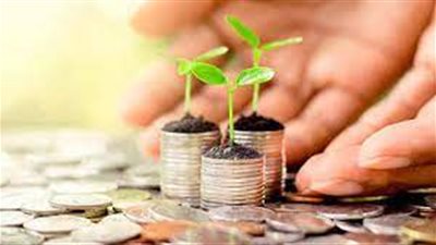 أشتري من بعض الباعة الفقراء وأترك لهم أكثر من ثمن السلعة بنية الصدقة فما حكم ذلك؟.. البحوث الإسلامية يجيب