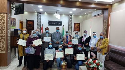 تكريم الفائزين في مسابقة أوائل الطلبة بالقليوبية (صور) 